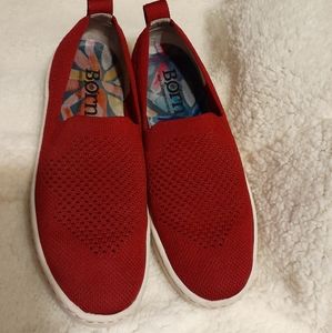 Born Slip on Shoes Size 7.5